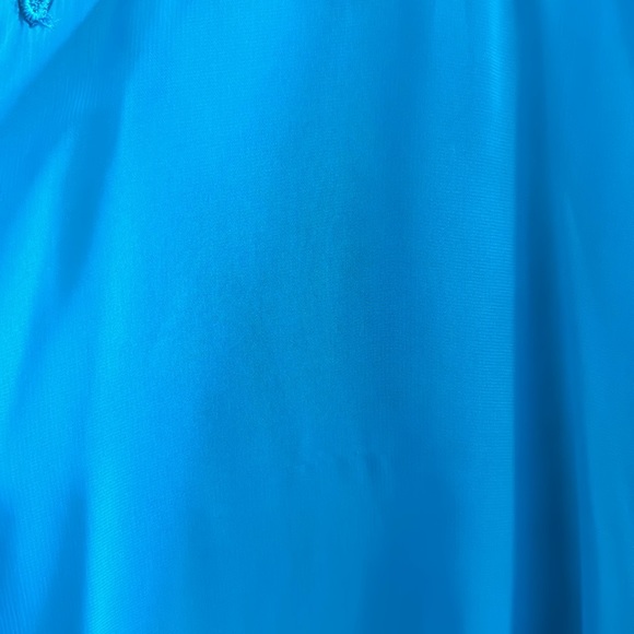 V-neck Bridesmaid Dress - Picture 8 of 9